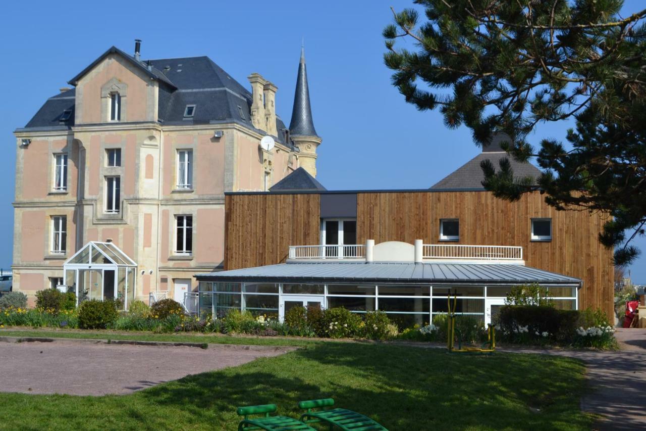 Châlets Les Tourelles Village de vacances Asnelles